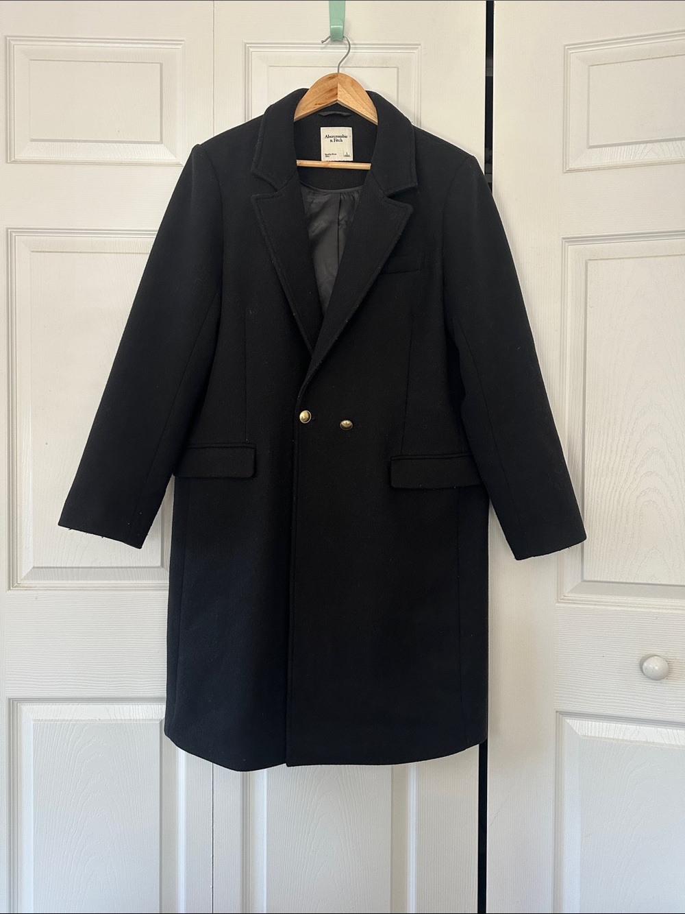 Abercrombie and Fitch Wool-Blend Black Womens Overcoat - Double-Breasted